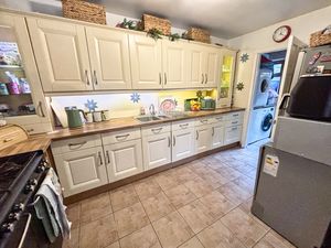 Photo 9- click for photo gallery